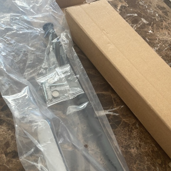 Paper Towel Holder - Picture 5 of 5